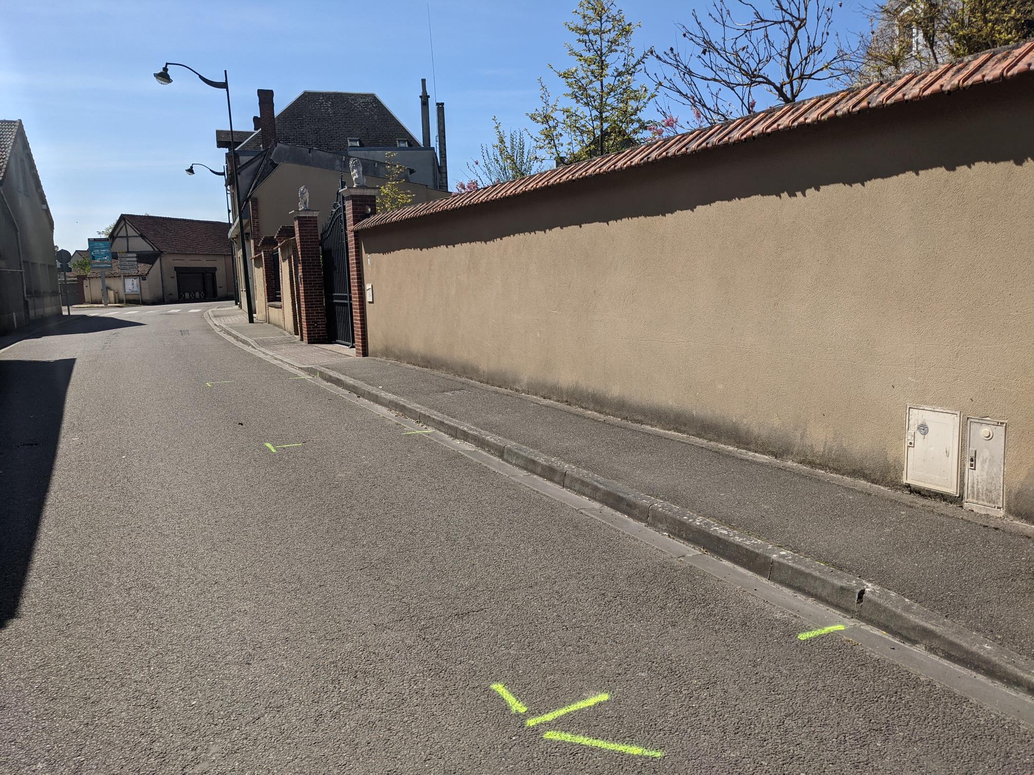 Stationnement rue du Tertre